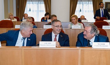 Заседание Законодательного Собрания Оренбургской области